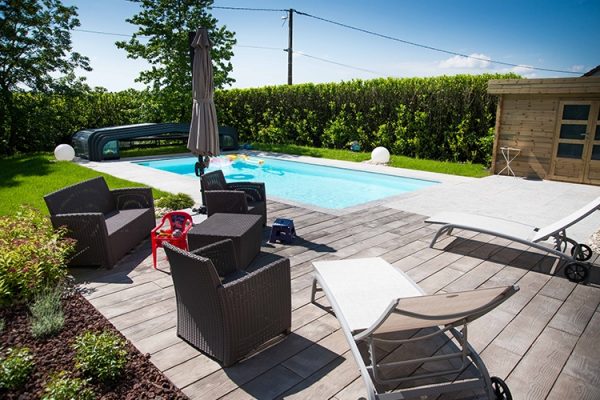 Les piscines et spas par Perret Paysage à Tournus