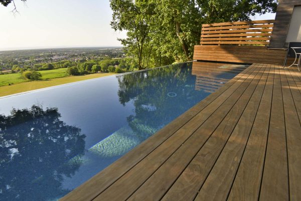 Réalisation et conception de piscine Perret Paysage