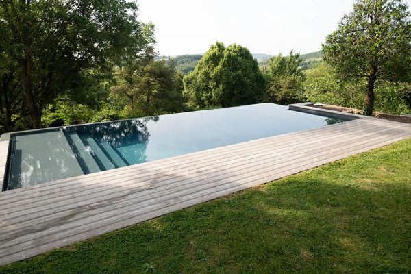 Réalisation et conception de piscine Perret Paysage