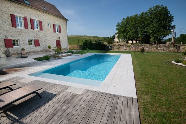 Réalisation et conception de piscine Perret Paysage