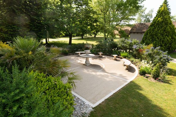 Les terrasses et plages de piscine, Perret Paysage Tournus