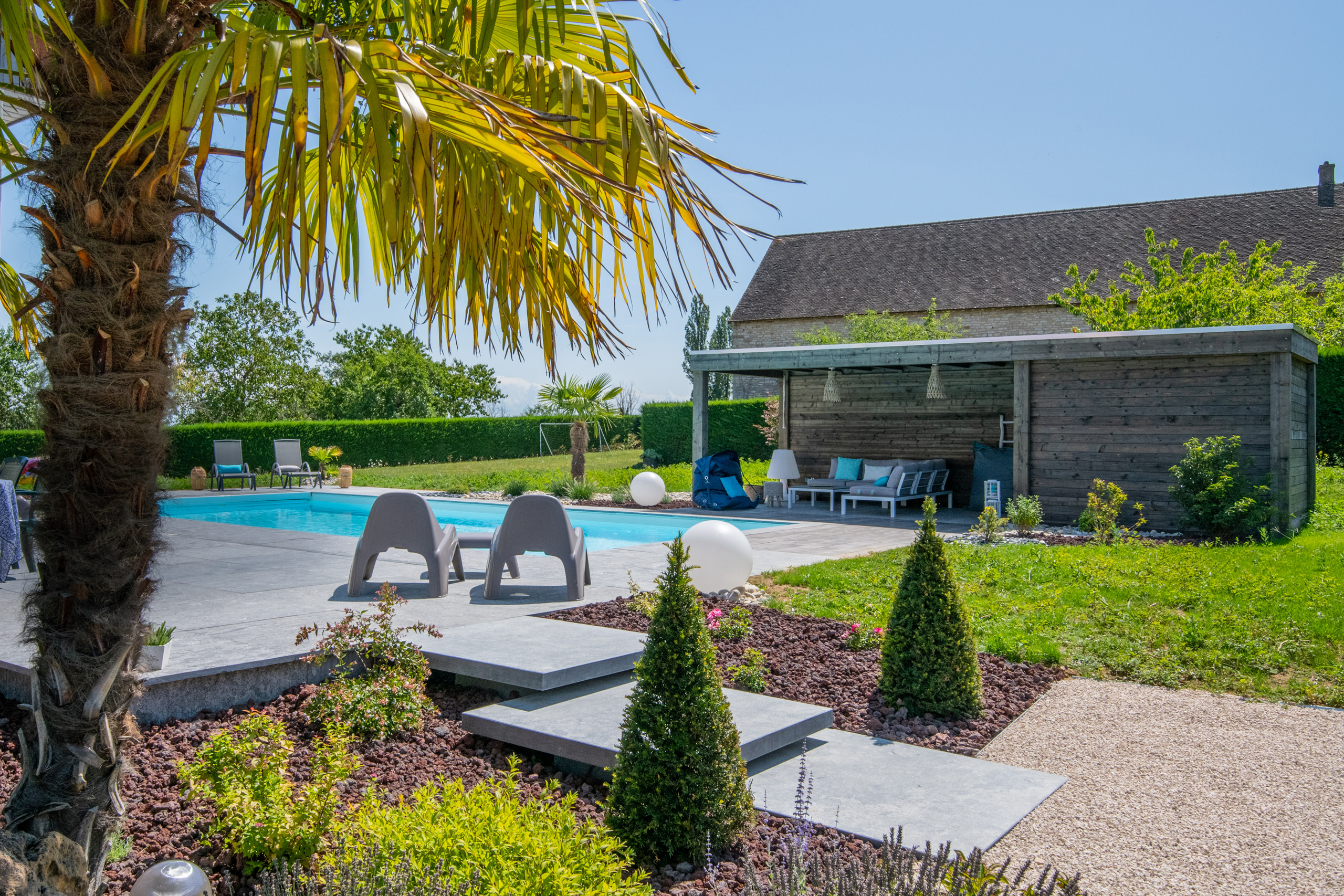 Structure de jardin : pose et entretien | Perret Paysage