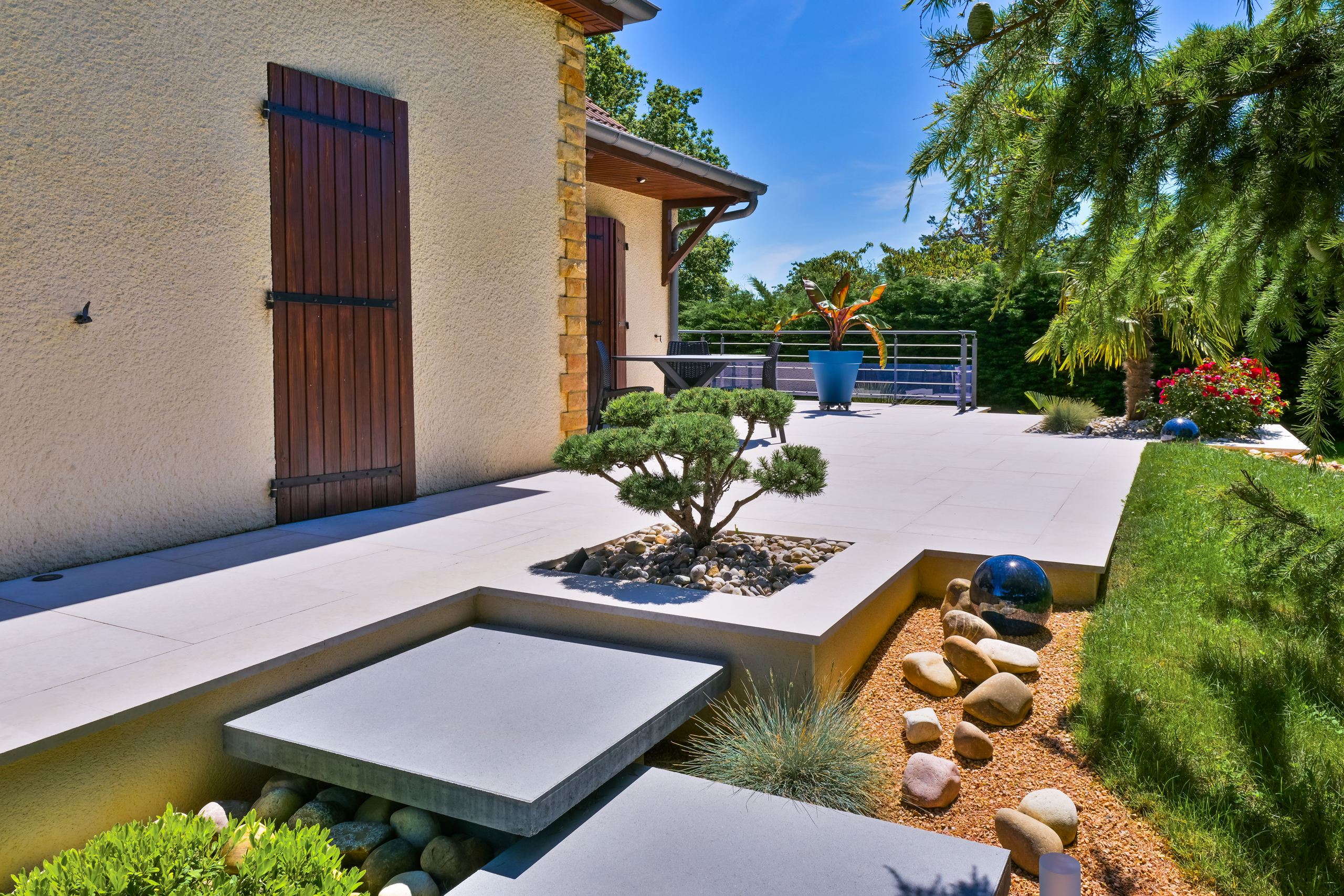 Création de terrasse et maçonnerie paysagère | Perret Paysage