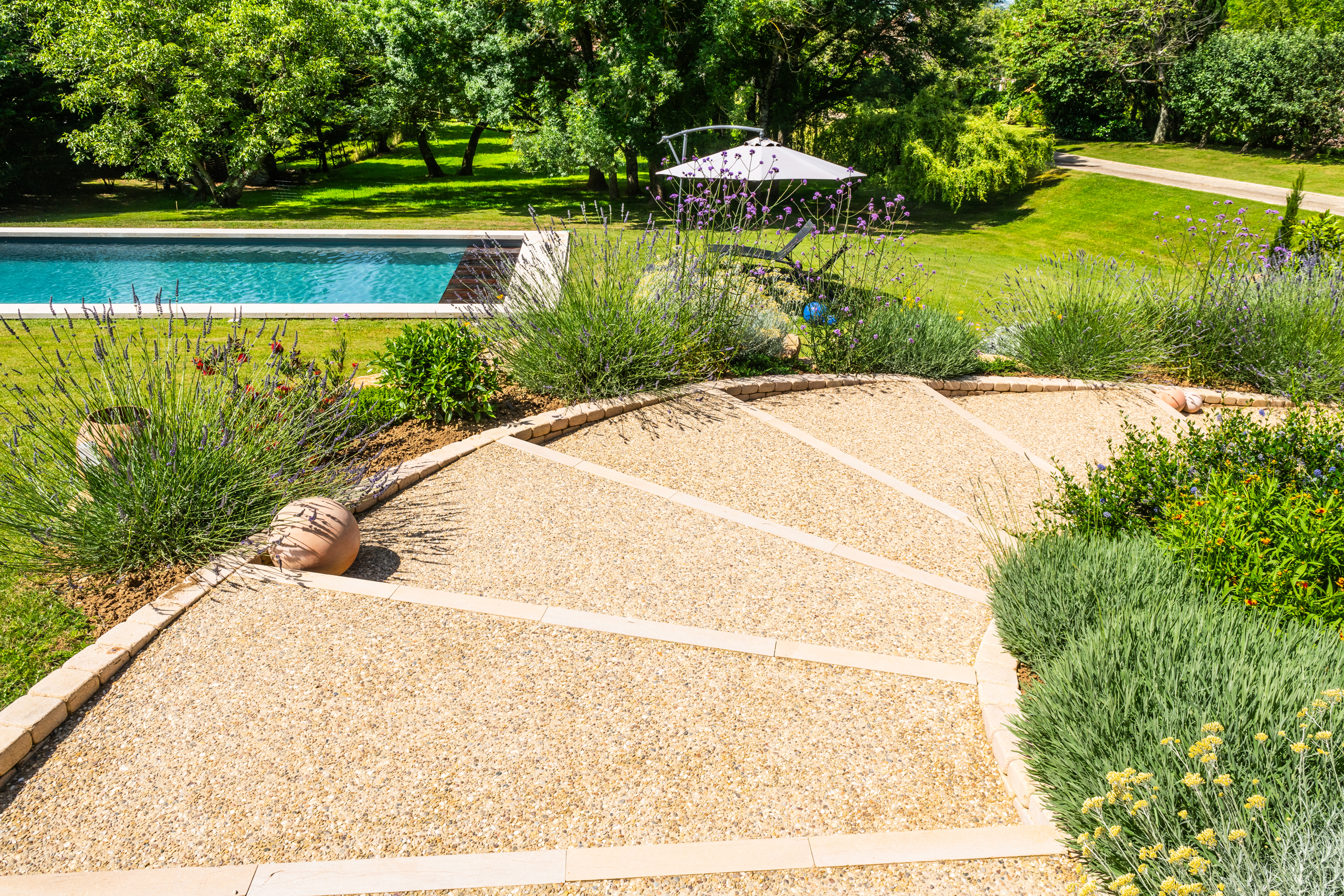 Création de terrasse et maçonnerie paysagère | Perret Paysage